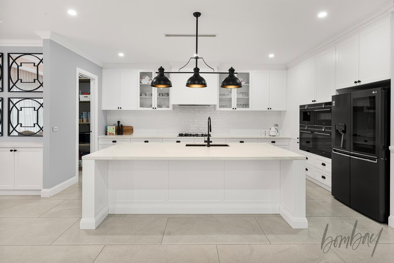 Photo - 17 Twilight Drive, Mickleham VIC 3064 - Image 5