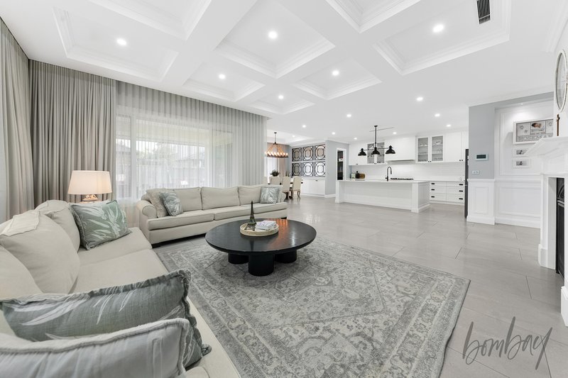 Photo - 17 Twilight Drive, Mickleham VIC 3064 - Image 8