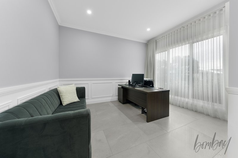 Photo - 17 Twilight Drive, Mickleham VIC 3064 - Image 16