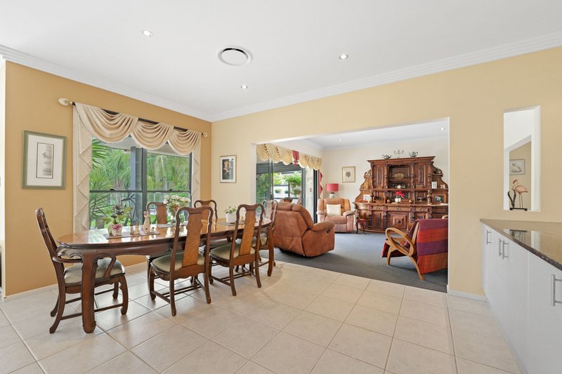 Photo - 17 Undanbi Place, Pelican Waters QLD 4551 - Image 9