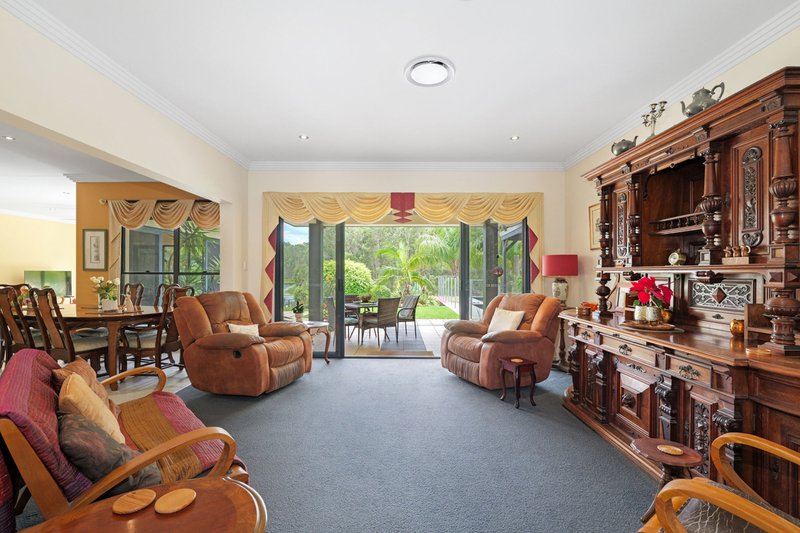 Photo - 17 Undanbi Place, Pelican Waters QLD 4551 - Image 10