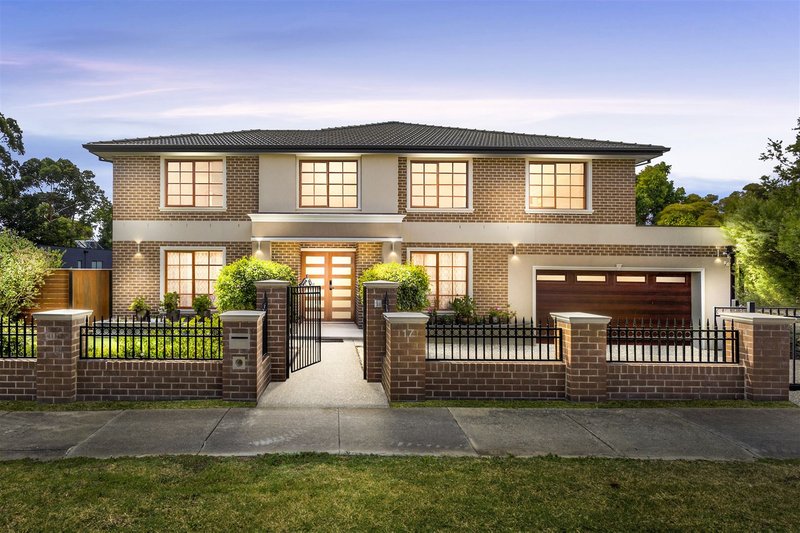 17 Utah Road, Glen Waverley VIC 3150