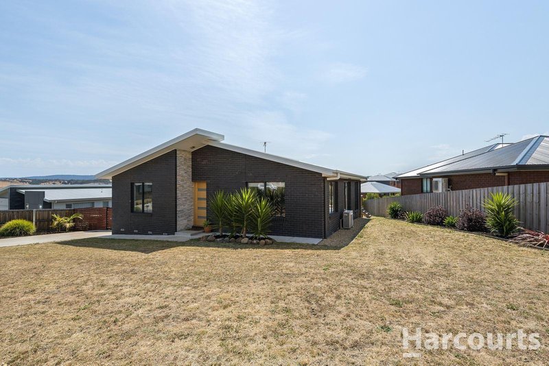 Photo - 17 Vasili Court, Oakdowns TAS 7019 - Image 3