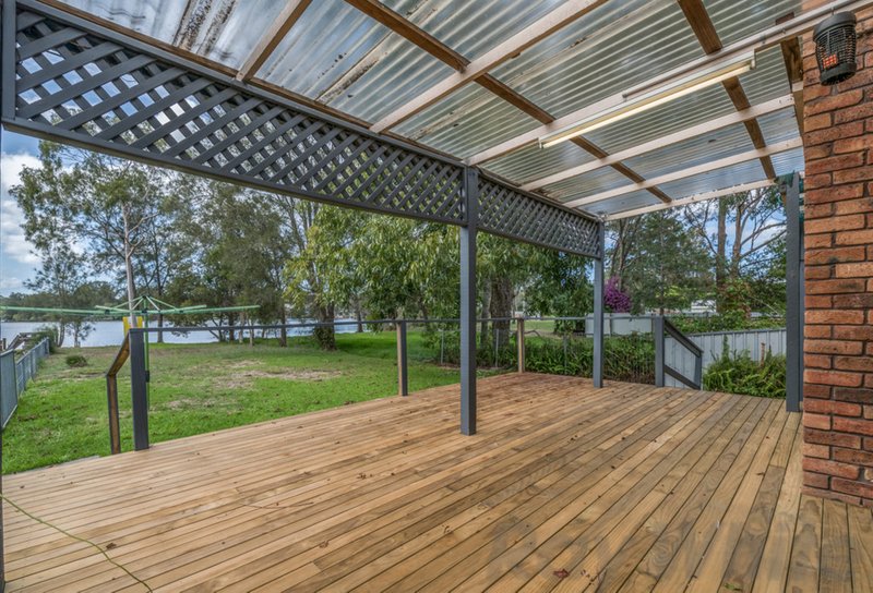 Photo - 17 Venetia Avenue, Blackalls Park NSW 2283 - Image 2