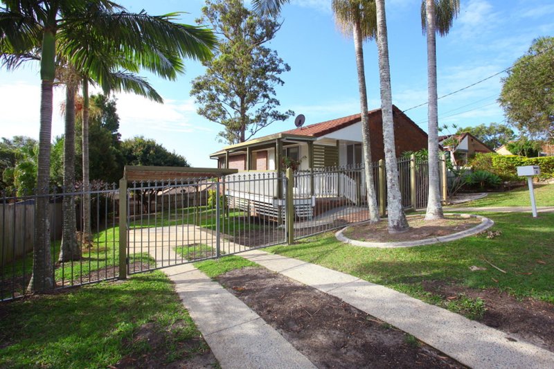 Photo - 17 Verdelho Way, Molendinar QLD 4214 - Image