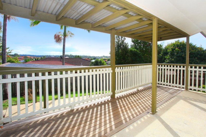 Photo - 17 Verdelho Way, Molendinar QLD 4214 - Image 2