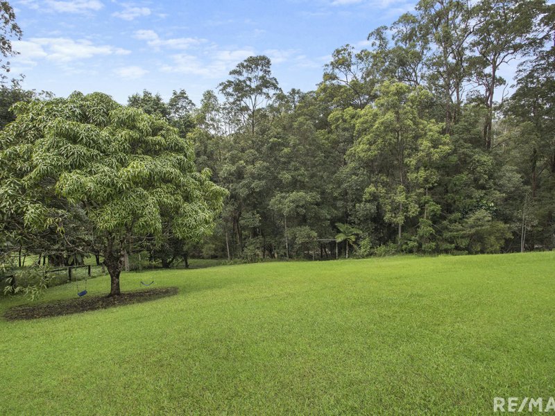 Photo - 17 Verdure Place, Bonogin QLD 4213 - Image 2