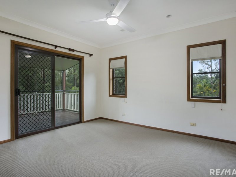 Photo - 17 Verdure Place, Bonogin QLD 4213 - Image 9