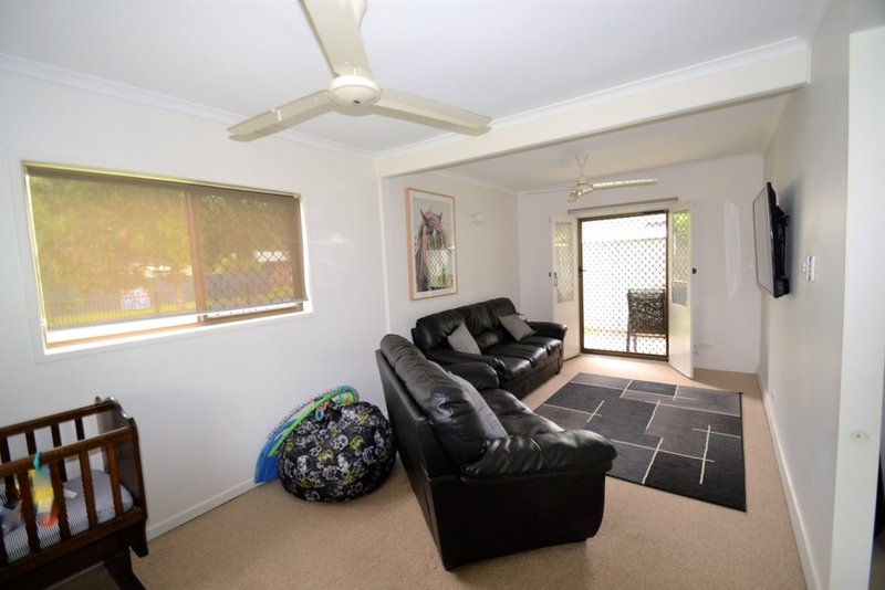 Photo - 17 Vidler Court, Landsborough QLD 4550 - Image 3