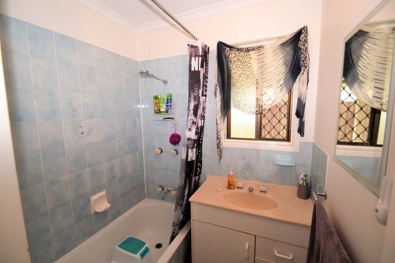 Photo - 17 Vidler Court, Landsborough QLD 4550 - Image 7