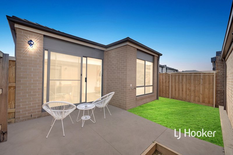 Photo - 17 Villette Avenue, Tarneit VIC 3029 - Image 13