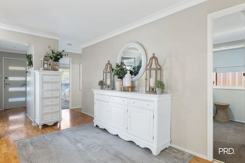 Photo - 17 Vivaldi Crescent, Claremont Meadows NSW 2747 - Image 7