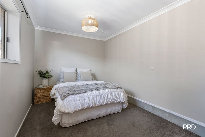 Photo - 17 Vivaldi Crescent, Claremont Meadows NSW 2747 - Image 14