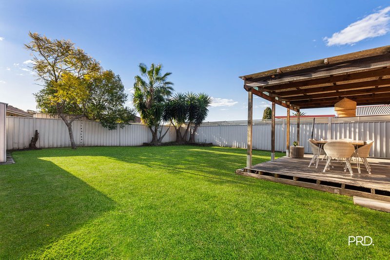 Photo - 17 Vivaldi Crescent, Claremont Meadows NSW 2747 - Image 17