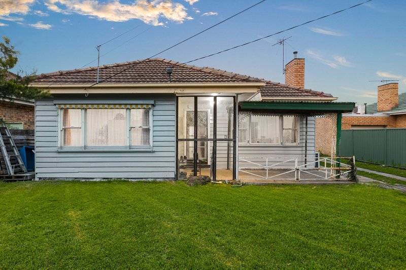 Photo - 17 Wales Street, Springvale VIC 3171 - Image 2