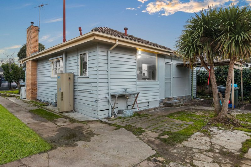 Photo - 17 Wales Street, Springvale VIC 3171 - Image 12