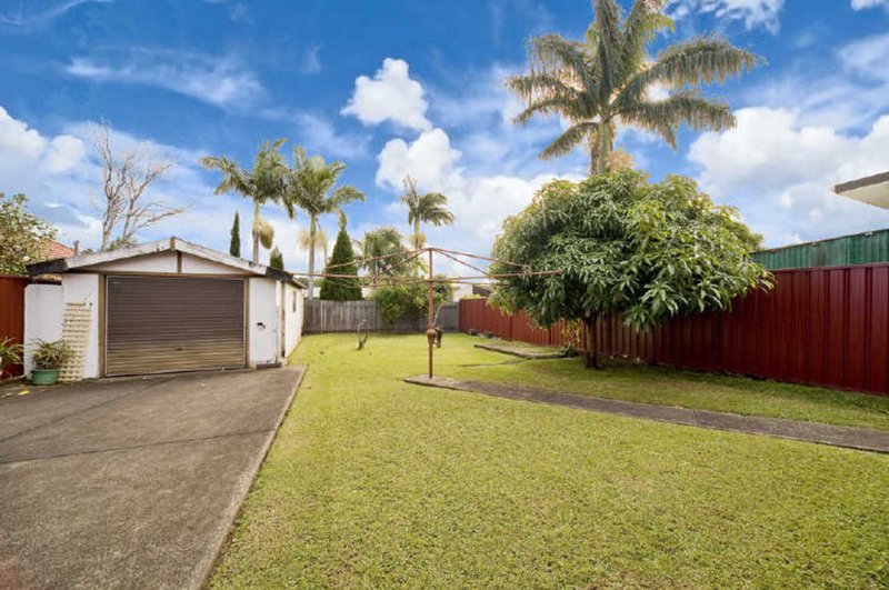 Photo - 17 Walker Street, Canada Bay NSW 2046 - Image 3