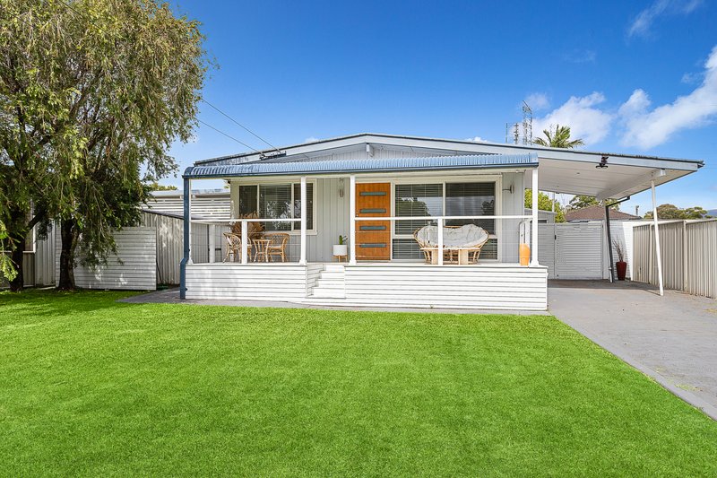 Photo - 17 Wallabah Way, Koonawarra NSW 2530 - Image 1
