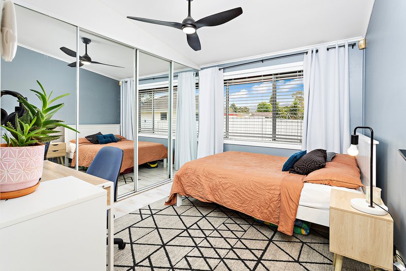 Photo - 17 Wallabah Way, Koonawarra NSW 2530 - Image 6