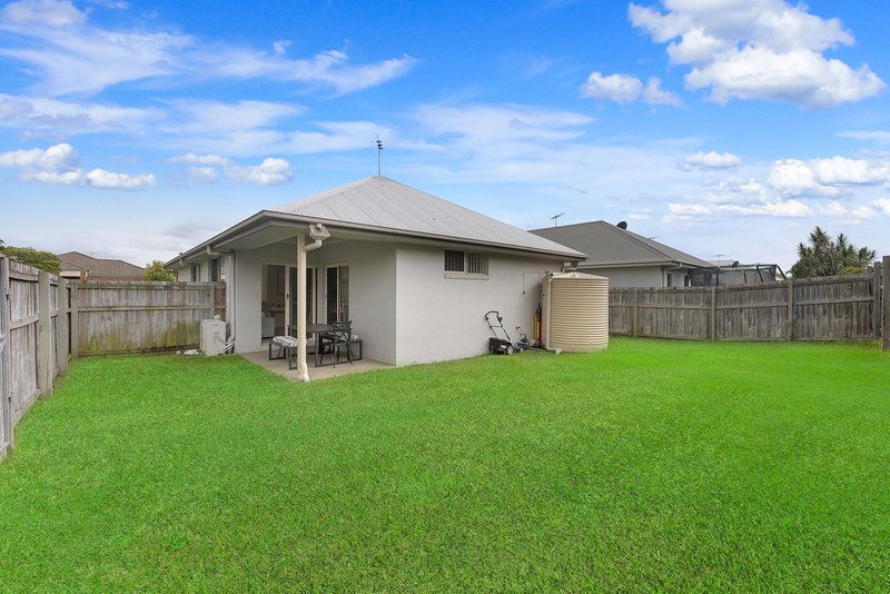 Photo - 17 Wallaby Street, North Lakes QLD 4509 - Image 2