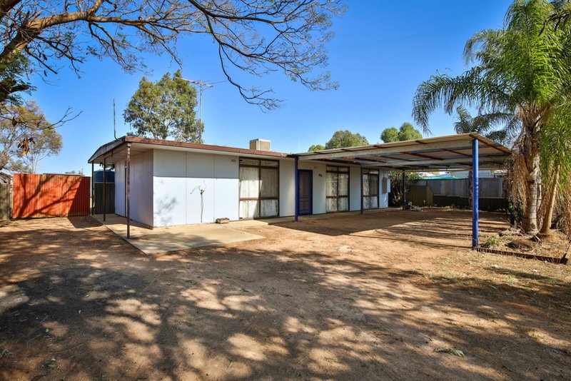 Photo - 17 Walters Drive, Merbein VIC 3505 - Image 2