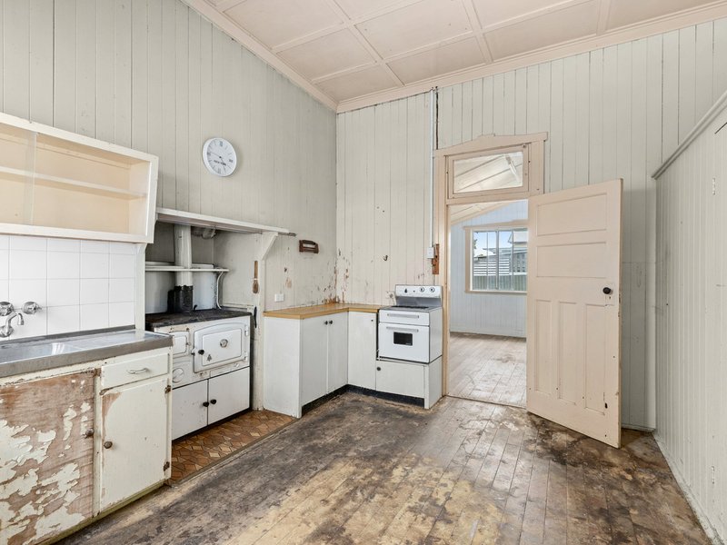 Photo - 17 Wantley Street, Warwick QLD 4370 - Image 14