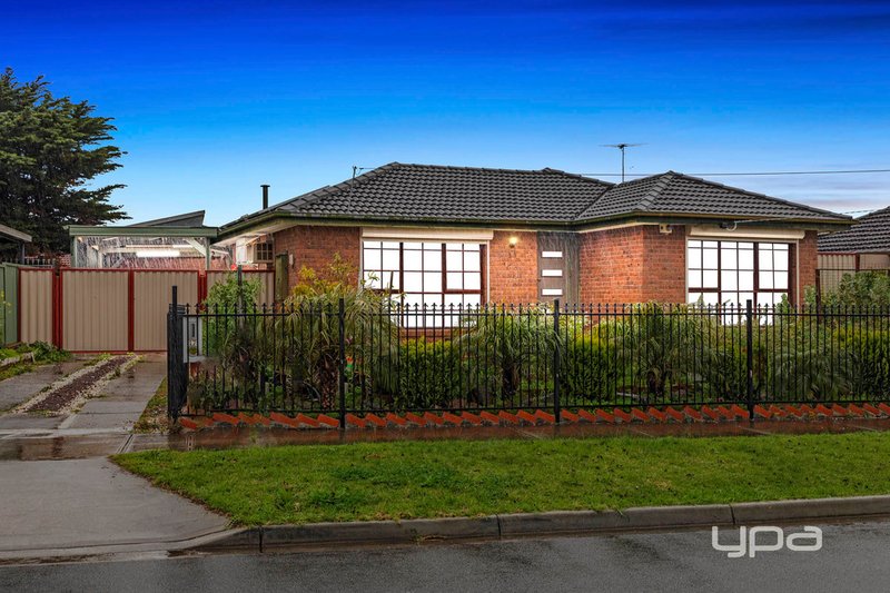 17 Waranga Crescent, St Albans VIC 3021