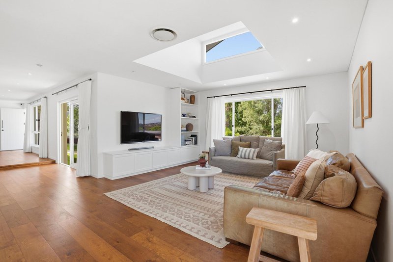 Photo - 17 Ware Drive, Currumbin Waters QLD 4223 - Image 6