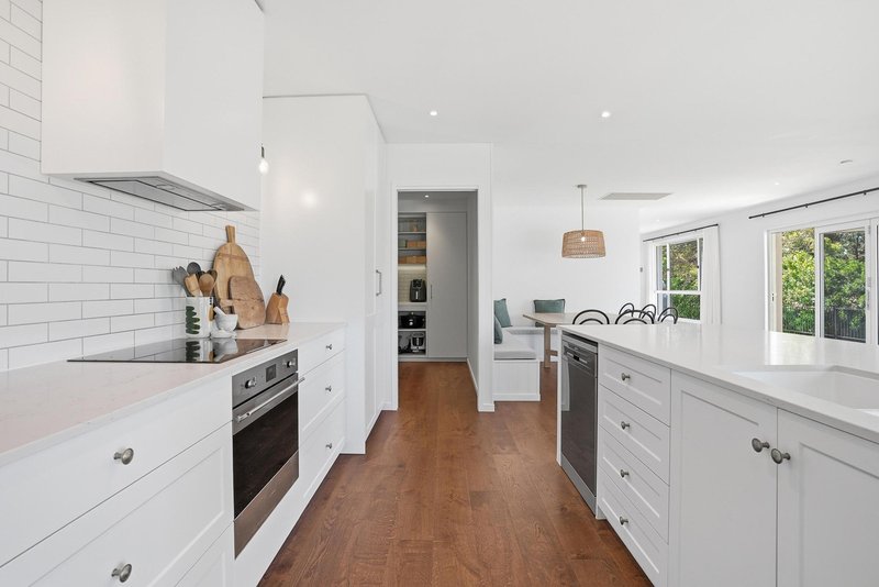 Photo - 17 Ware Drive, Currumbin Waters QLD 4223 - Image 7