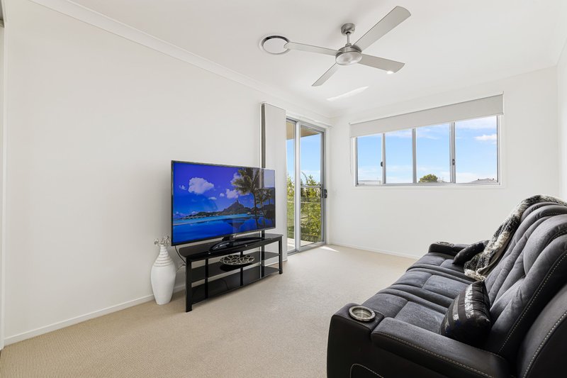 Photo - 17 Warrego Drive, Pelican Waters QLD 4551 - Image 17