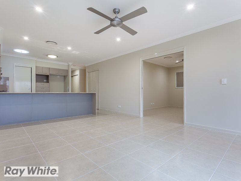 Photo - 17 Watarrka Avenue, Fitzgibbon QLD 4018 - Image 3