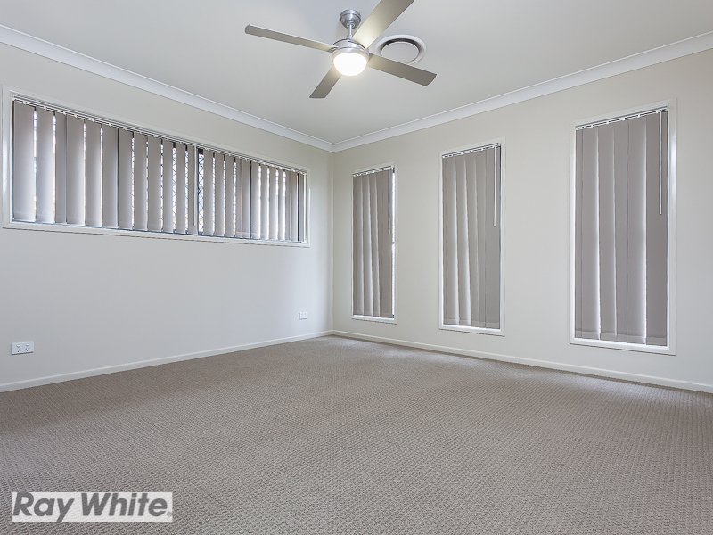 Photo - 17 Watarrka Avenue, Fitzgibbon QLD 4018 - Image 7