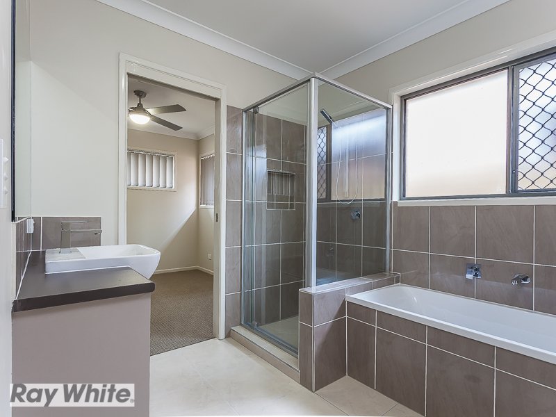 Photo - 17 Watarrka Avenue, Fitzgibbon QLD 4018 - Image 11