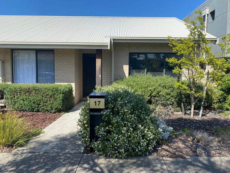 17 Water Fern Grove, Greenvale VIC 3059