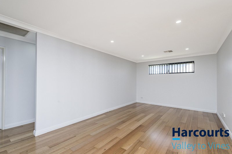 Photo - 17 Waterhouse Street, Brabham WA 6055 - Image 19