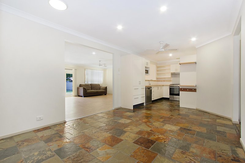 Photo - 17 Watkins Crescent, Currans Hill NSW 2567 - Image 2