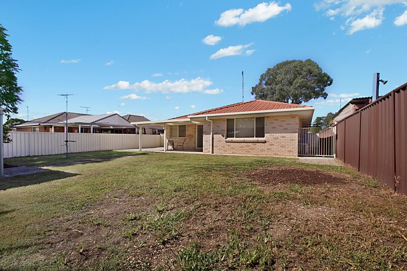 Photo - 17 Watkins Crescent, Currans Hill NSW 2567 - Image 9