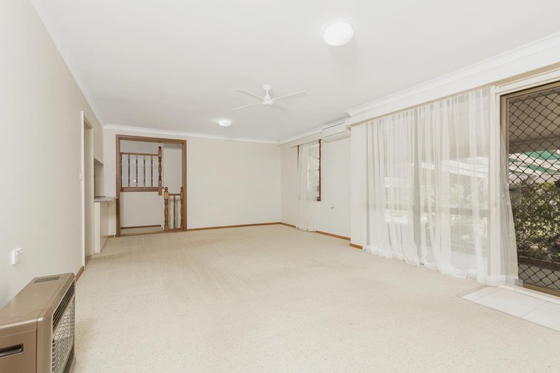 Photo - 17 Watsonia Avenue, Coffs Harbour NSW 2450 - Image 4