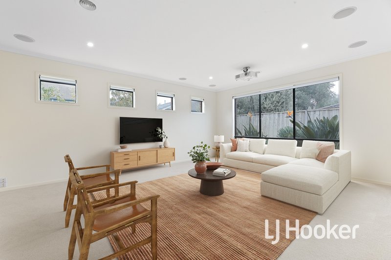 Photo - 17 Wattle Valley Close, Lyndhurst VIC 3975 - Image 2