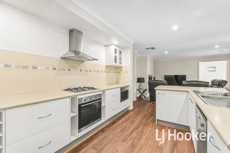 Photo - 17 Wattle Valley Close, Lyndhurst VIC 3975 - Image 5