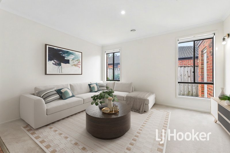 Photo - 17 Wattle Valley Close, Lyndhurst VIC 3975 - Image 6