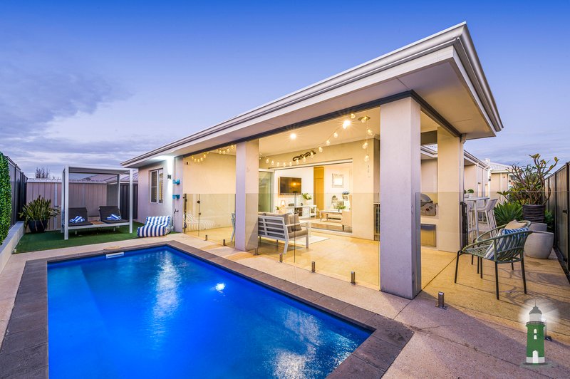Photo - 17 Wattleseed Avenue, Treeby WA 6164 - Image 3
