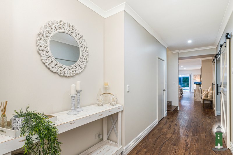 Photo - 17 Wattleseed Avenue, Treeby WA 6164 - Image 7