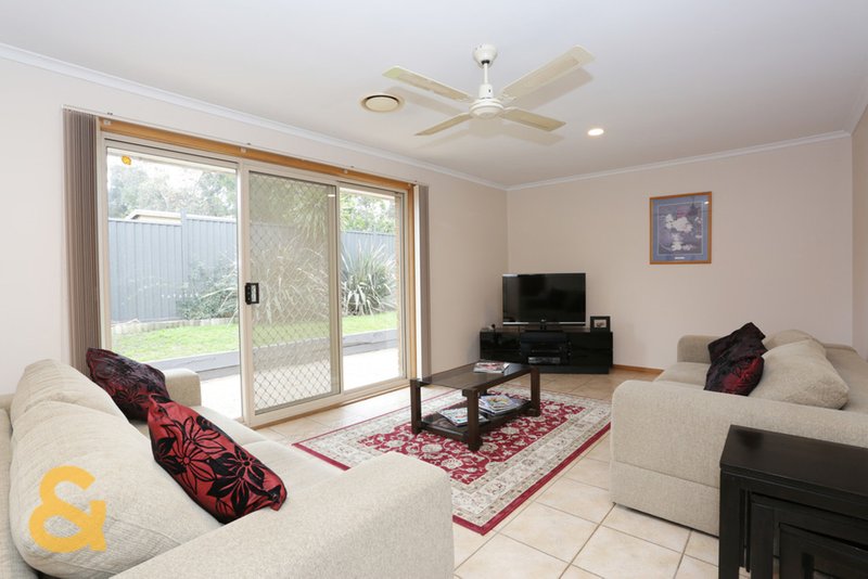 Photo - 17 Weir Court, Roxburgh Park VIC 3064 - Image 7