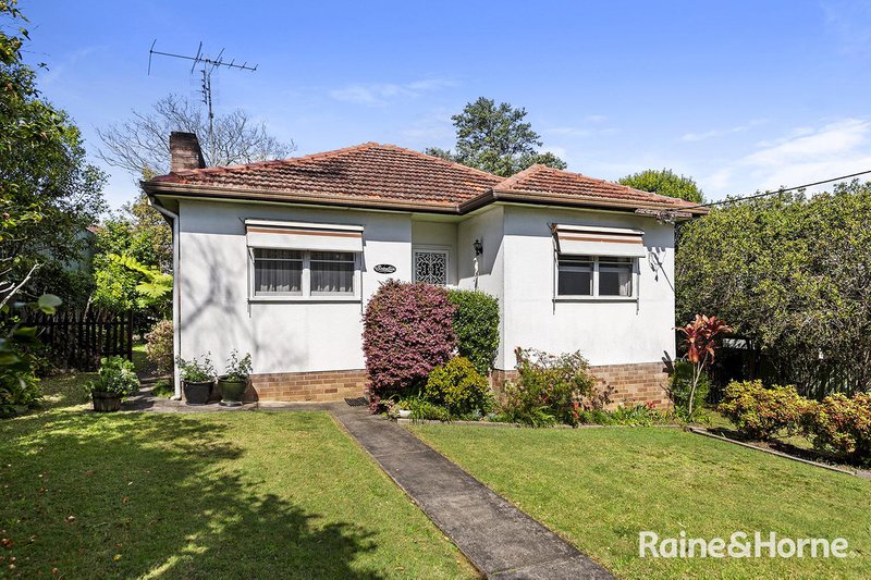 17 Wells Street, East Gosford NSW 2250