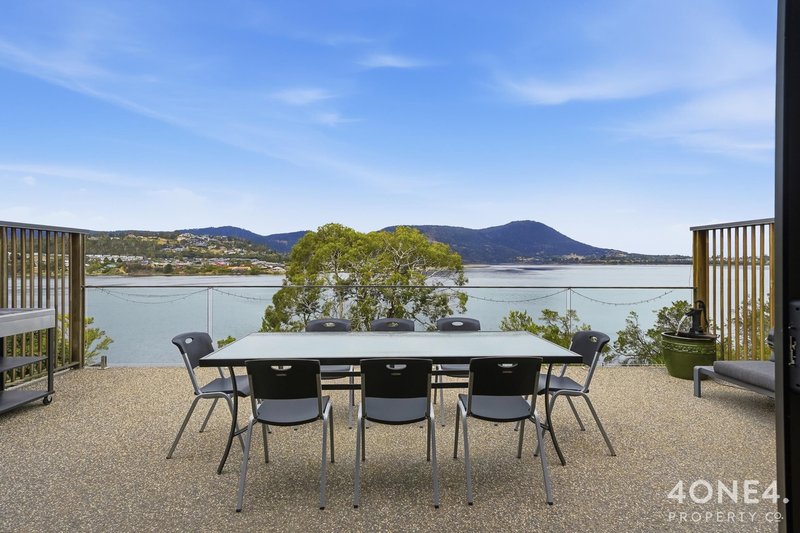 Photo - 17 Wendourie Parade, Austins Ferry TAS 7011 - Image 2