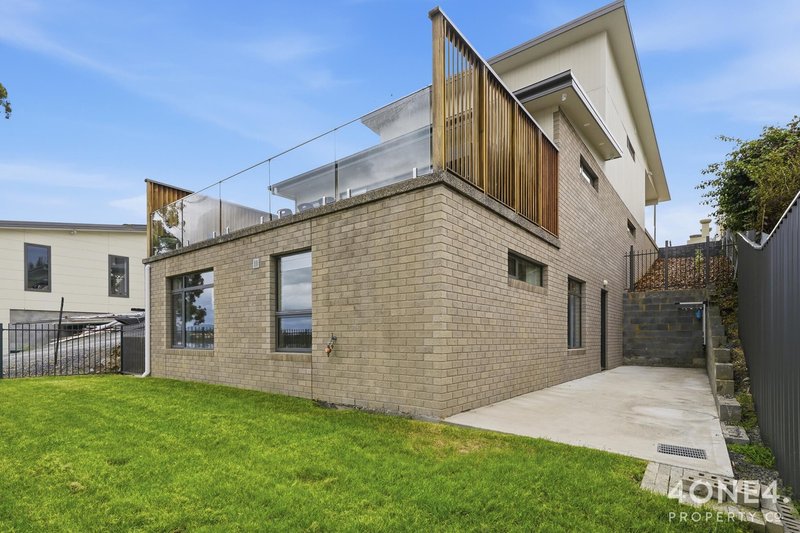 Photo - 17 Wendourie Parade, Austins Ferry TAS 7011 - Image 24