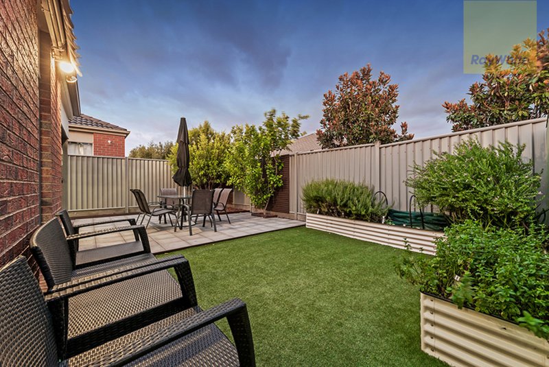 Photo - 17 Westerfolds Loop, Craigieburn VIC 3064 - Image 15