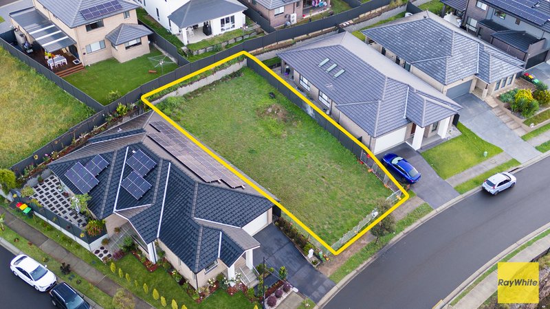 Photo - 17 Westview Street, Campbelltown NSW 2560 - Image 3