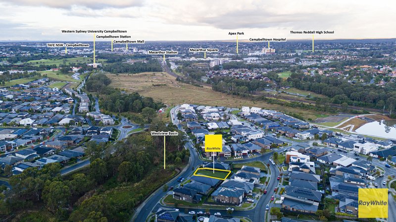 Photo - 17 Westview Street, Campbelltown NSW 2560 - Image 5